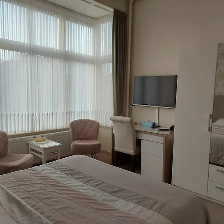 Hotel Excelsior-2