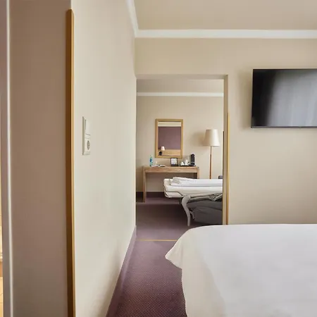 Best Western Raphael Hotel Altona-3