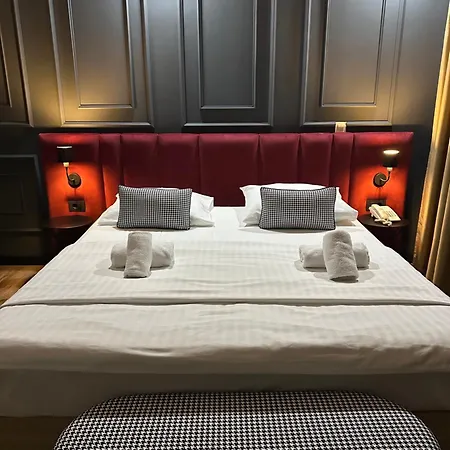 The Hotel National-2
