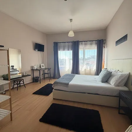 Oporto Trindade Residence-3