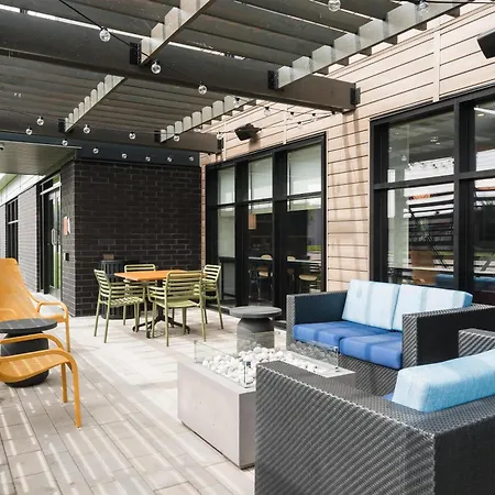Home2 Suites By Hilton Quebec City-3