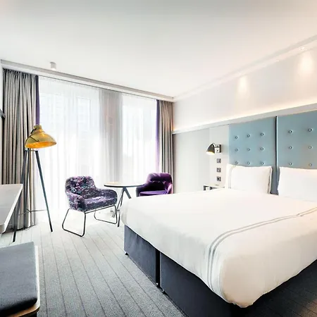 Premier Inn Berlin City Centre-2