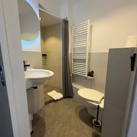 Amadea - Cityhotel Salzburg-3