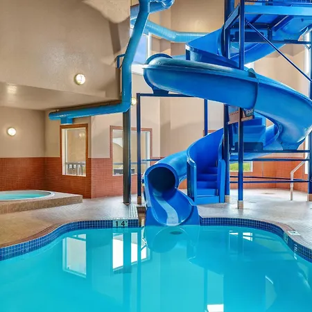Prairie Crest Red Deer By Ihg-2