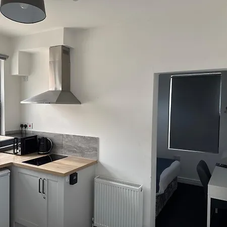 Comfortable Stay - Derby Road-2