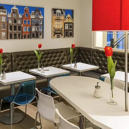Ibis Styles Amsterdam Central Station-3