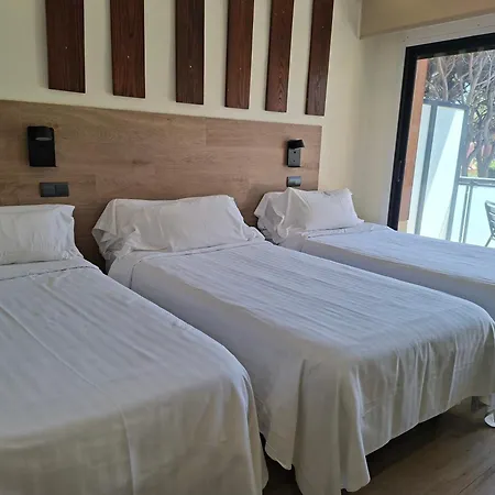 Hotel 153-2