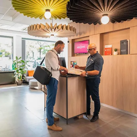 Ibis Geneve Centre Gare-2