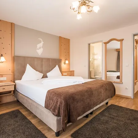 Hotel Schoenegg-3
