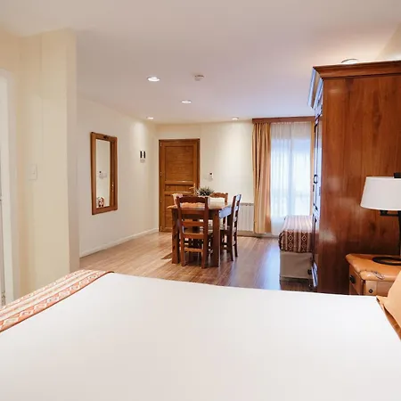 Hostal Del Bosque-3