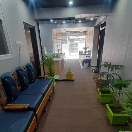 Hotel O By Oyo Graceland-3