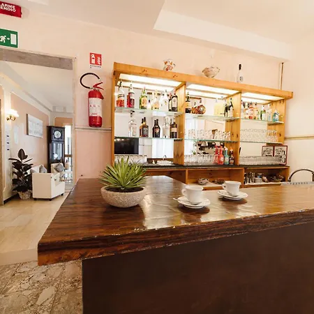 Hotel Carol-2