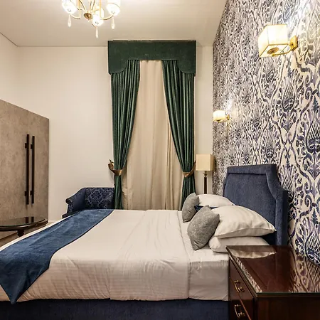1920S Boutique Hotel And Restaurants-3