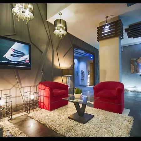 Crystal Suites-3