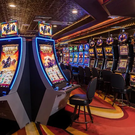 Skyline Hotel And Casino-3
