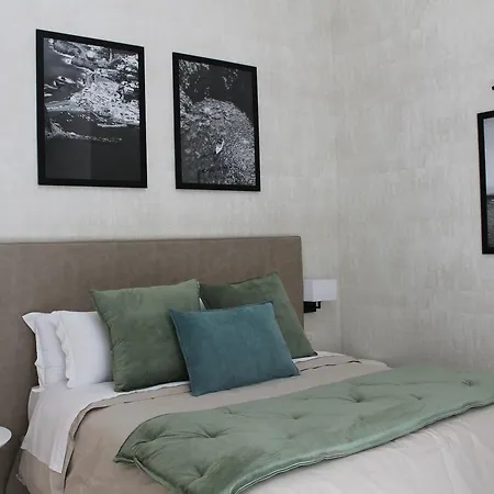 Bed No Breakfast Ak 2-3