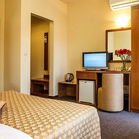 Sofia Place Hotel By Hmg-2