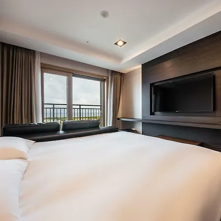 Golden Tulip Jeju Seongsan Hotel-3