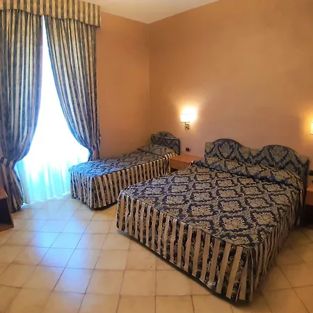Hotel Mariano-2