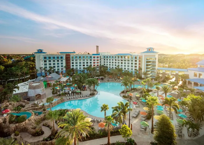 Hotel Ping Pong: Universal'S Loews Sapphire Falls Resort