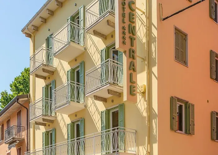 Centrale