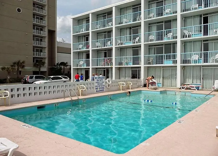 Beach hotel: Oceanfront Twilight Surf Hotel