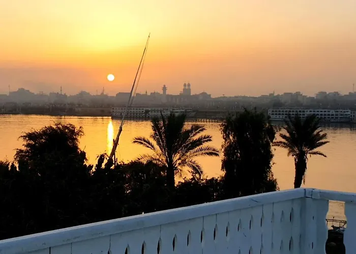 Vacation rental: Luxor Guest House