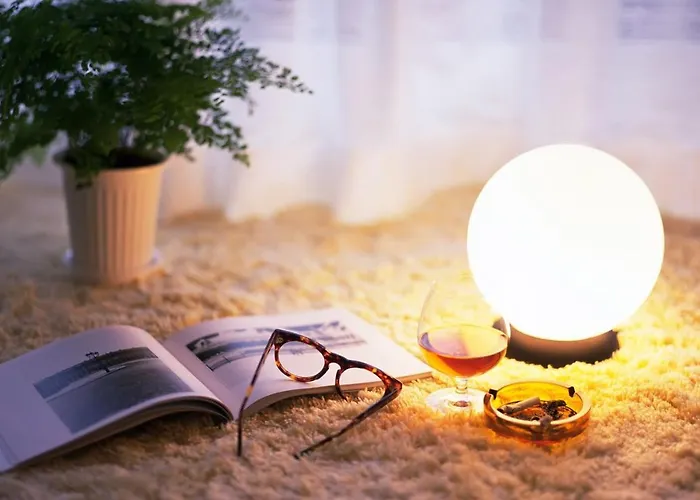 Hotel: Archie'S House