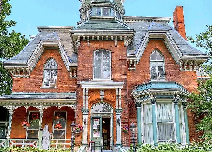 Pet Friendly hotel: Hochelaga Inn