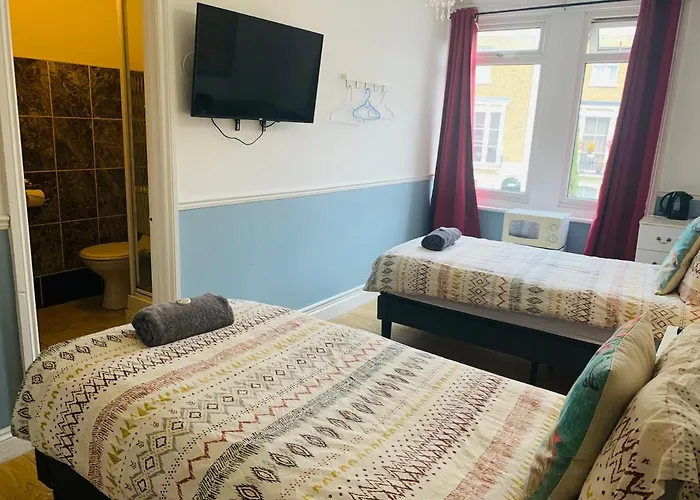 Pension Guide Circle Guest House Bed Only