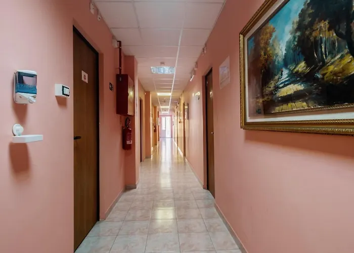 Hotel cerca del colegio: Foresteria Roma Esercito Della Salvezza