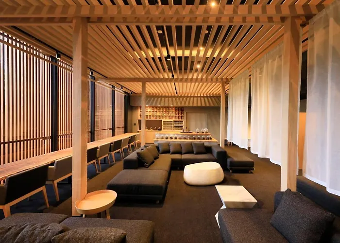 Сity center hotels Merveille Hakone Gora