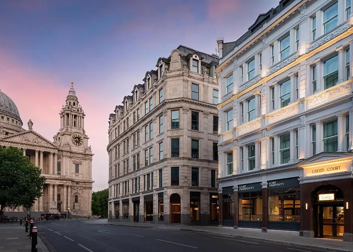 Сity center hotels Lost Property St Pauls London, Curio Collection By Hilton