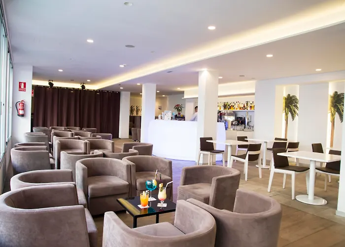4 sterren hotel: Akeah Broncemar