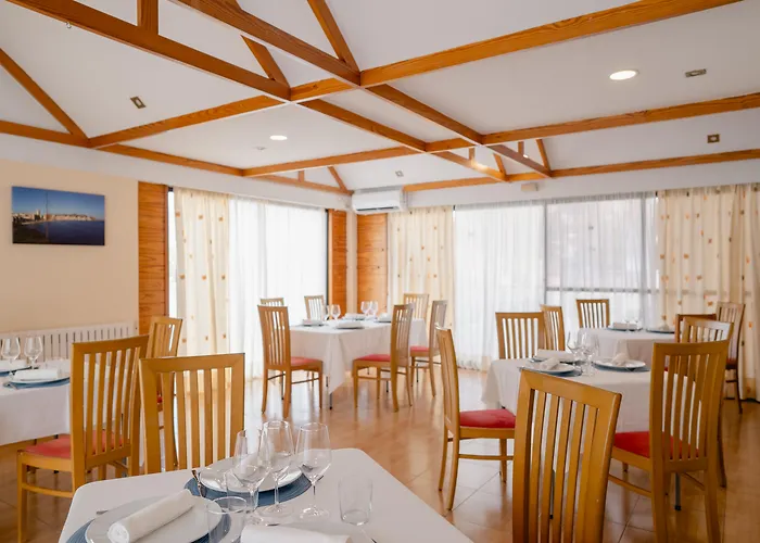 Lodging Luxmar Apartaments By Mc