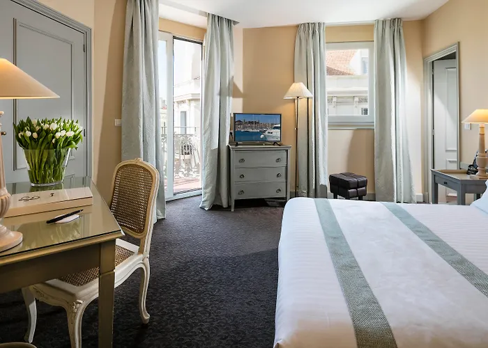  Le Cavendish