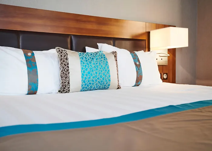 Holiday Inn By Ihg