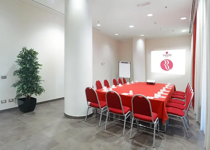 Hotel sulla spiaggia: Ramada Plaza By Wyndham Milano