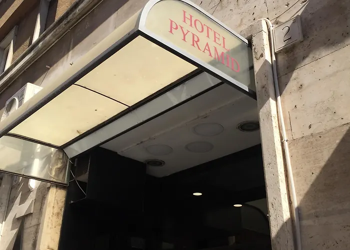 Hotel Pyramid
