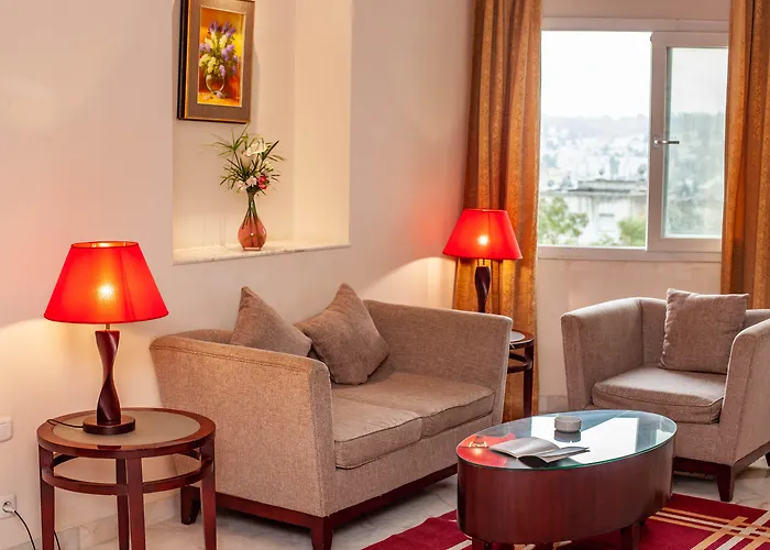 Tunis Grand
