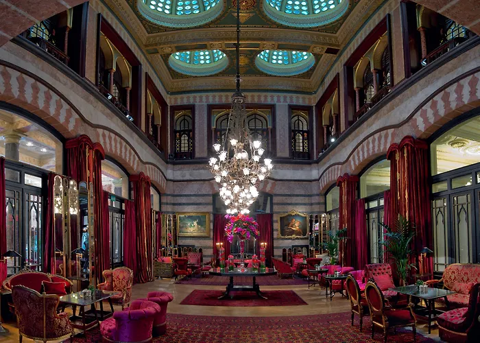 Hotel 5 Estrellas Pera Palace