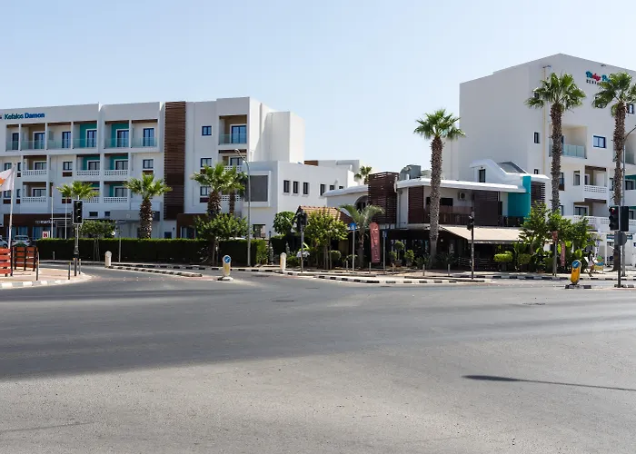 Self catering: Kefalos Damon Hotel Apartments