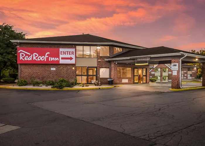 Red Roof Inn - Airport
