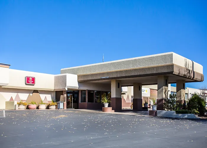 Clarion Airport
