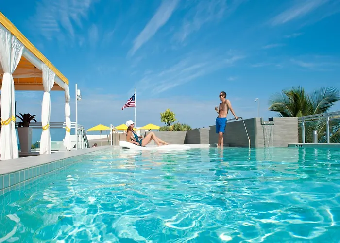 Hotel Jacuzzi: Leslie Hotel Ocean Drive