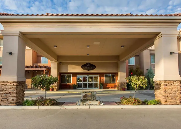 Oaks & Suites