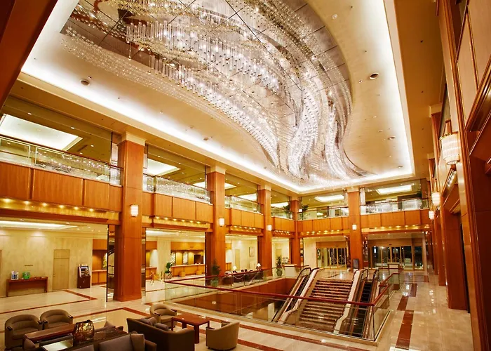 Hotel with view: Royal Park Hotel