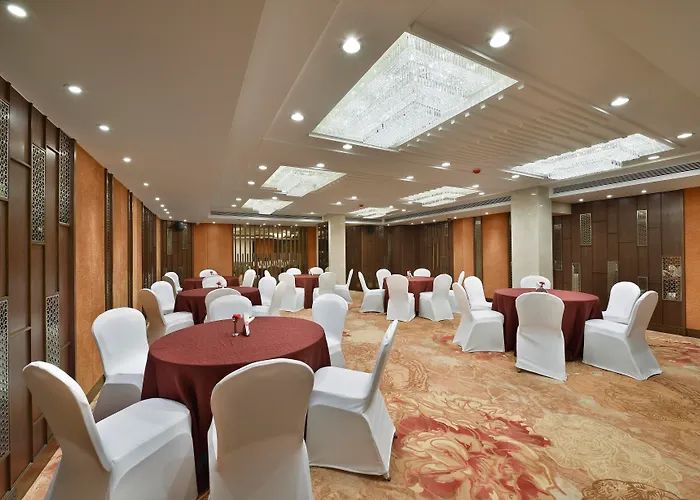 Luxury hotel only: Hotel Heritage Formerly Known As Comfort Inn Heritage