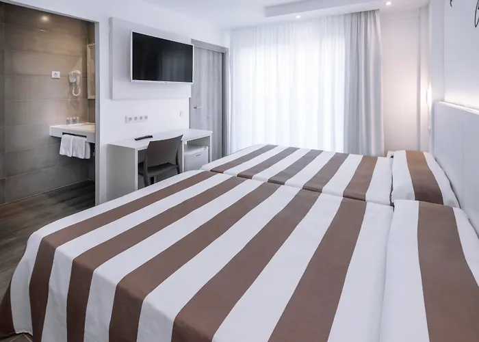 Hotel parque acuático: Hotel Oasis Park Splash