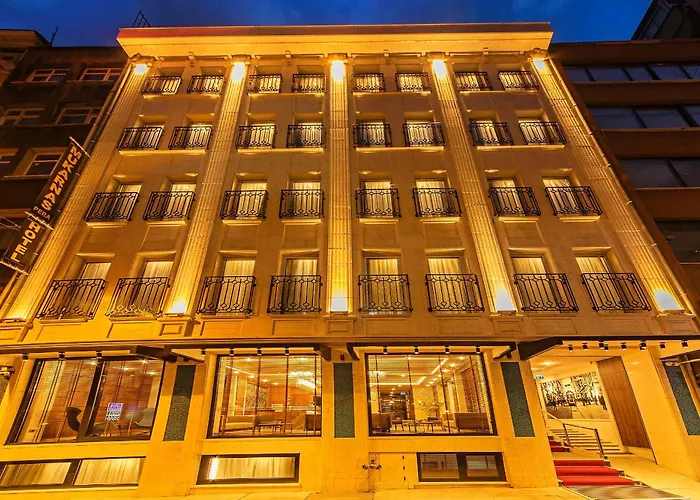 Hôtel pour familles: Mukarnas Taksim Hotel